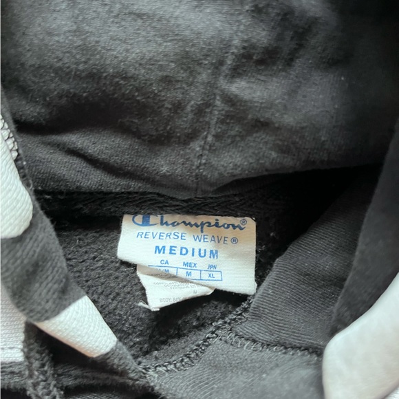 Champion Men’s sweatshirt medium - Picture 2 of 4